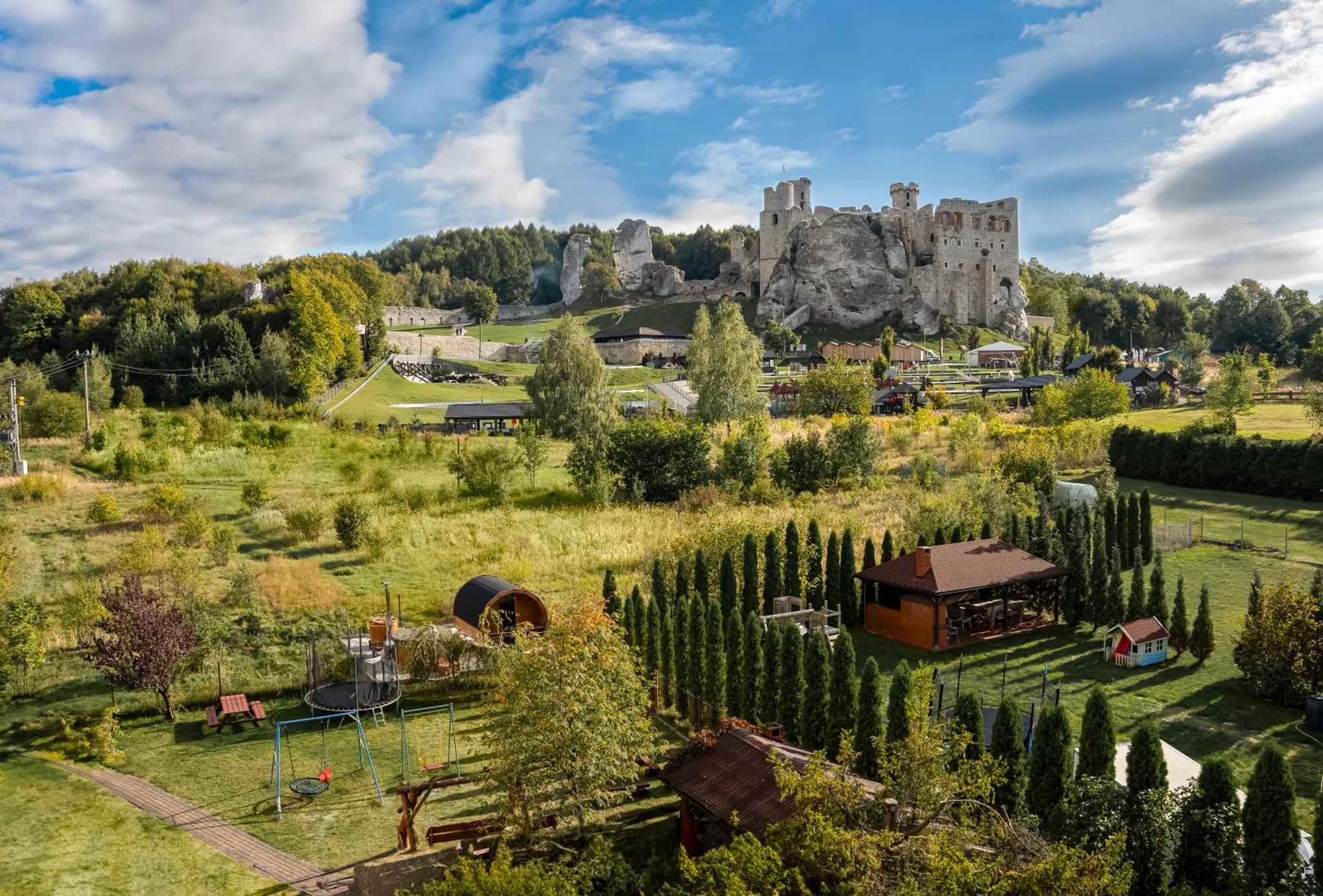 Agroturystyka Na Jurze Jacuzzi Sauna Beczka Casa de hóspedes Ogrodzieniec Exterior foto